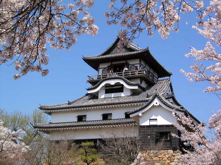 Lâu đài Nhật Bản Inuyama